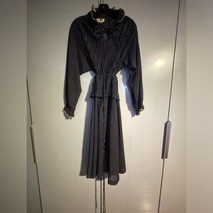 DISCOVERY RUFFLES DRESS